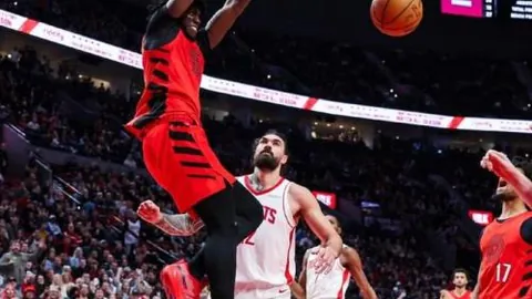 乔治保罗告别76人，恩比德寄语祝福